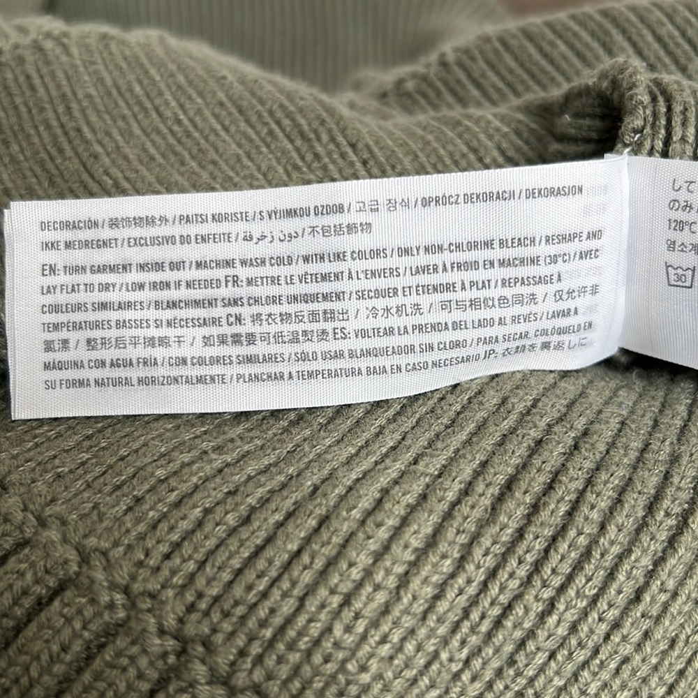 Abercrombie & Fitch Notch-neck Sweater - Picture 4 of 4